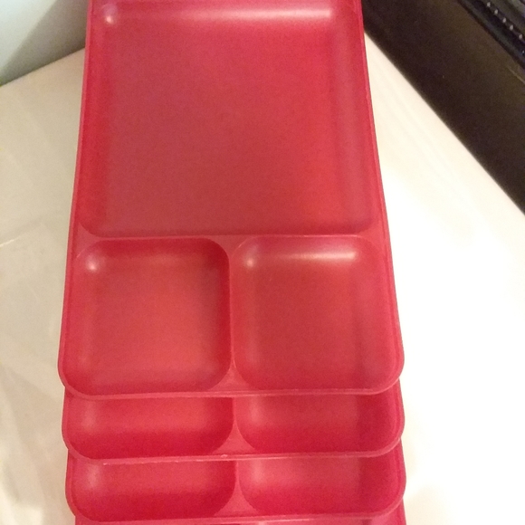 Tupperware Bundle - Picture 3 of 6